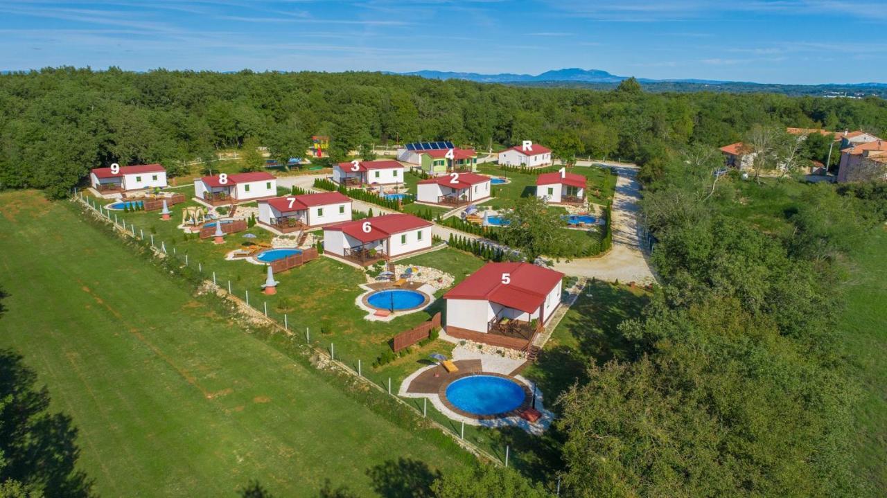 Kringa Holiday Park Village Jelovci מראה חיצוני תמונה