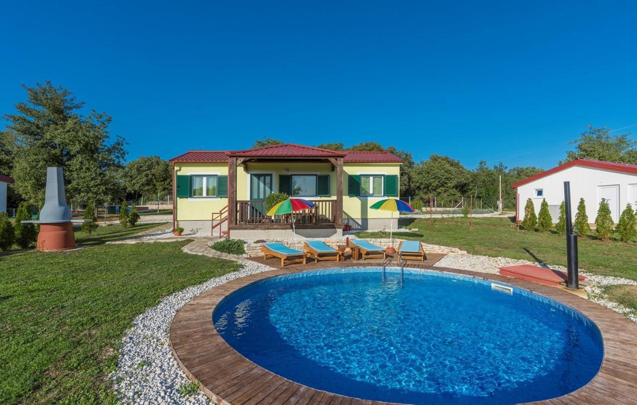 Kringa Holiday Park Village Jelovci מראה חיצוני תמונה