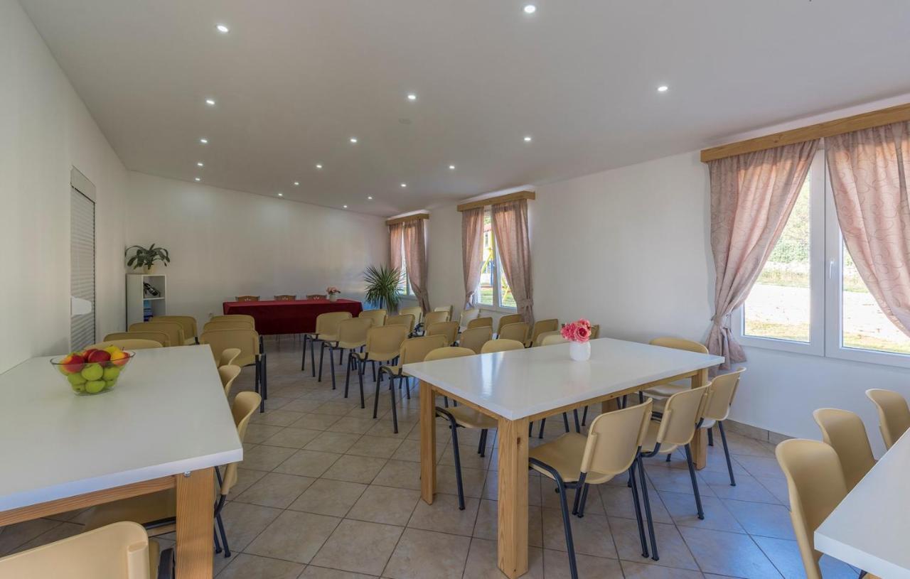 Kringa Holiday Park Village Jelovci מראה חיצוני תמונה